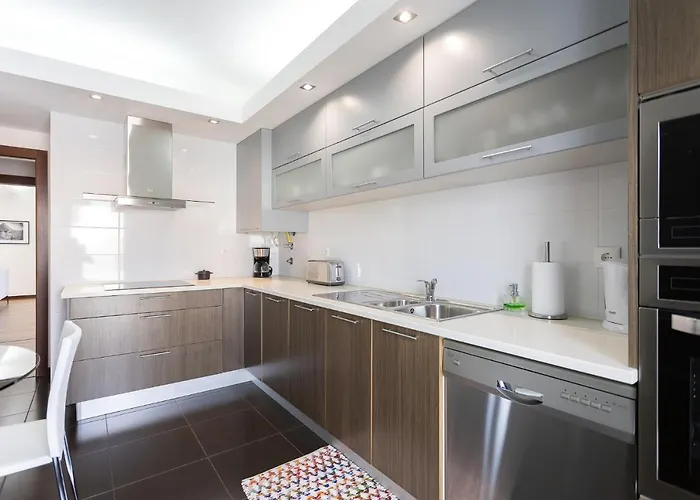 Daire Por Do Sol Ii Nazaré